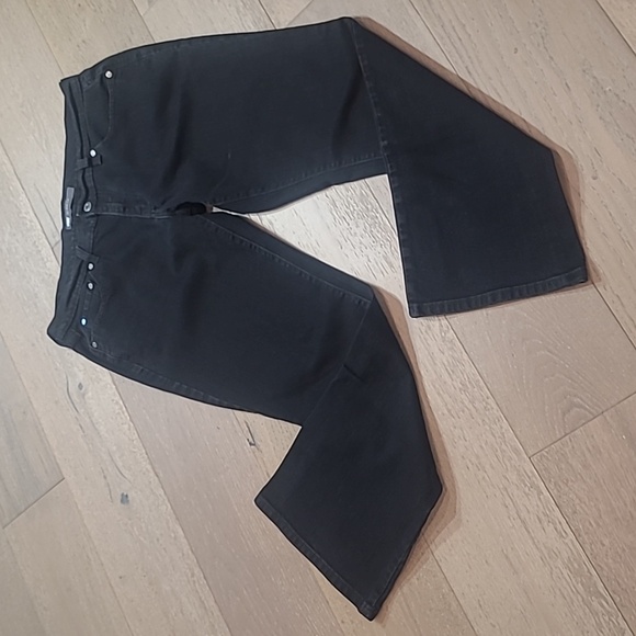 EUC Levi's Jeans Women's sz 12 Black 515 Mid Rise Bootcut Denim - Picture 1 of 14